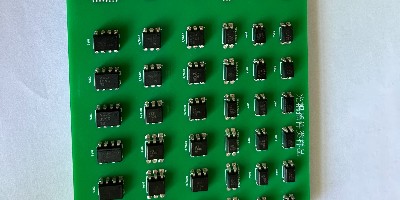 光耦的4個腳怎么接線
